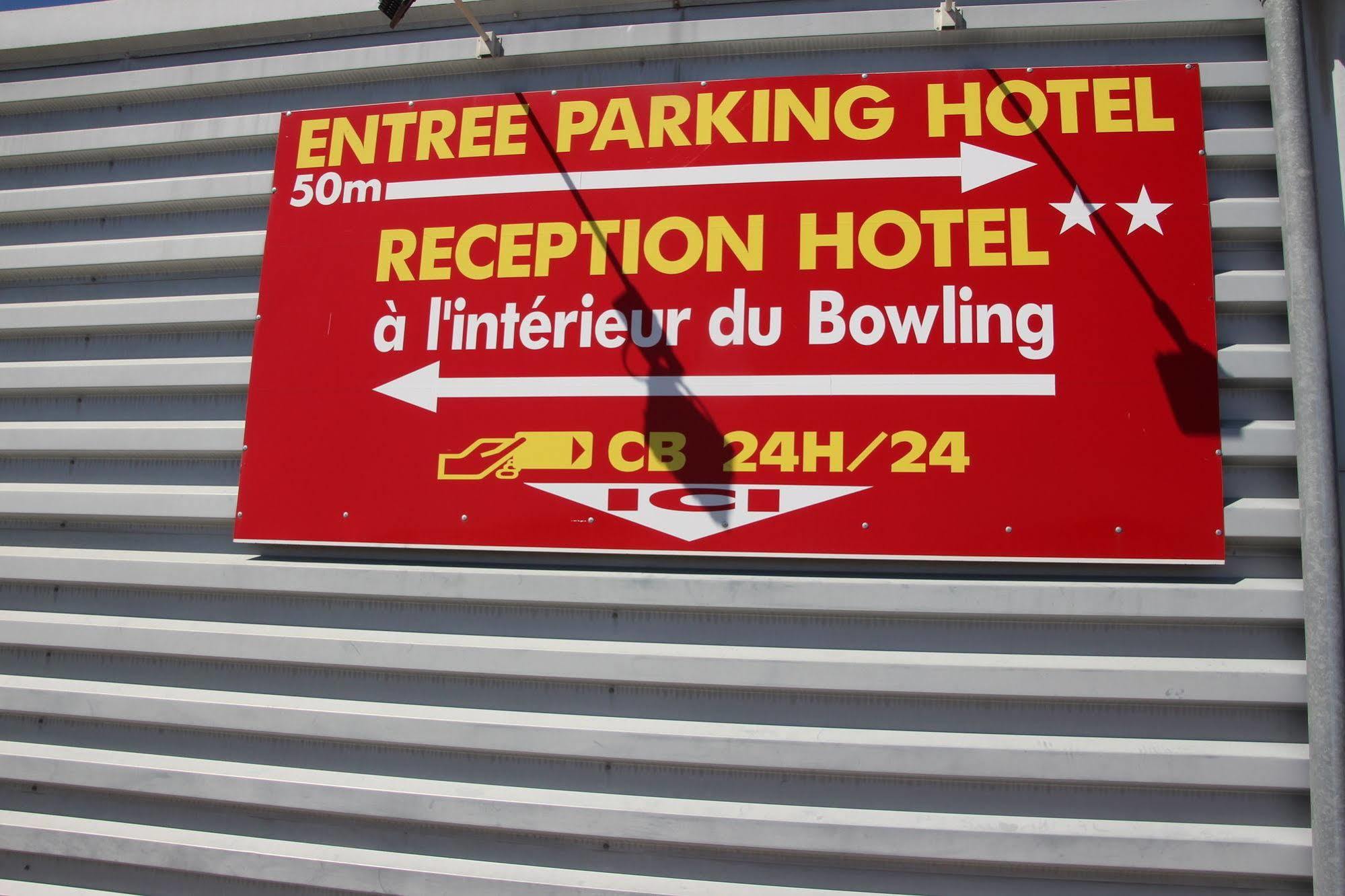 Cit'Hotel Restaurant Du Bowling De Millau Exterior foto
